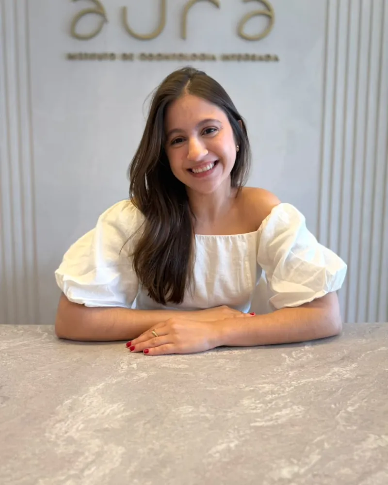 Dra. Débora Pontes
